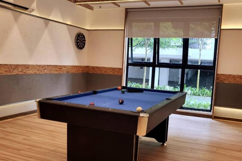 Timurbay By Irish Studio Suite Seaview Wifi Netflix Kuantan Exterior photo
