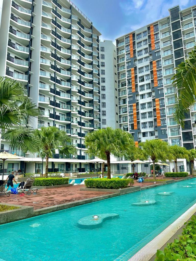 Timurbay By Irish Studio Suite Seaview Wifi Netflix Kuantan Exterior photo